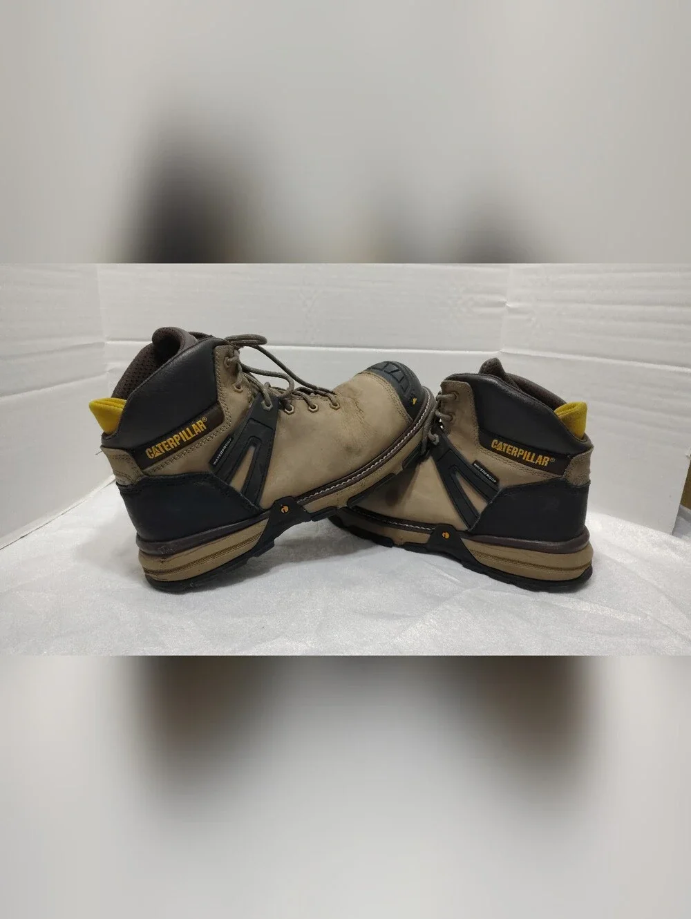 Caterpillar Excavator Superlite, Men # 11.5 US Composite Toe, Waterproof